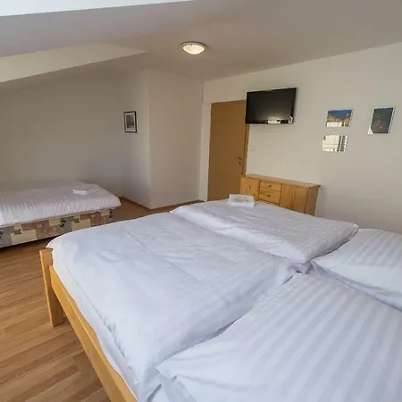 Apartman Okruzni Trebon Exterior photo